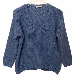 Alexandre Laurent Paris Women's L Cobalt Blue Chunky V-Neck Sweater